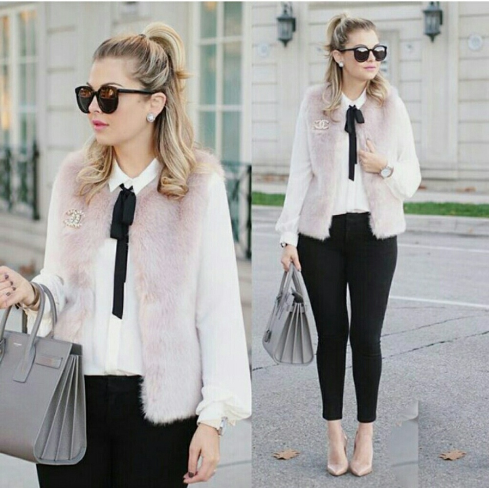 🔥NWOT Faux Fur Vest - Dusty Rose🔥